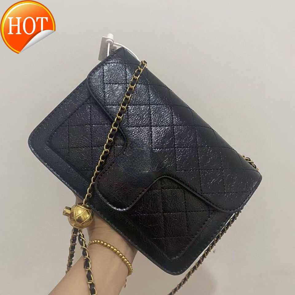 Luxury Designer Shoulder Bags Women's New Fashion Ringer Chain Everything Shoulders Cross-body Bag Multifunctional Portable Envelope Package Factory Direct Sales, Black
Luxury Designer Shoulder Bags Women's New Fashion Ringer Chain Everything Shoulders Cross-body Bag Multifunctional Portable Envelope Package Factory Direct Sales, Black