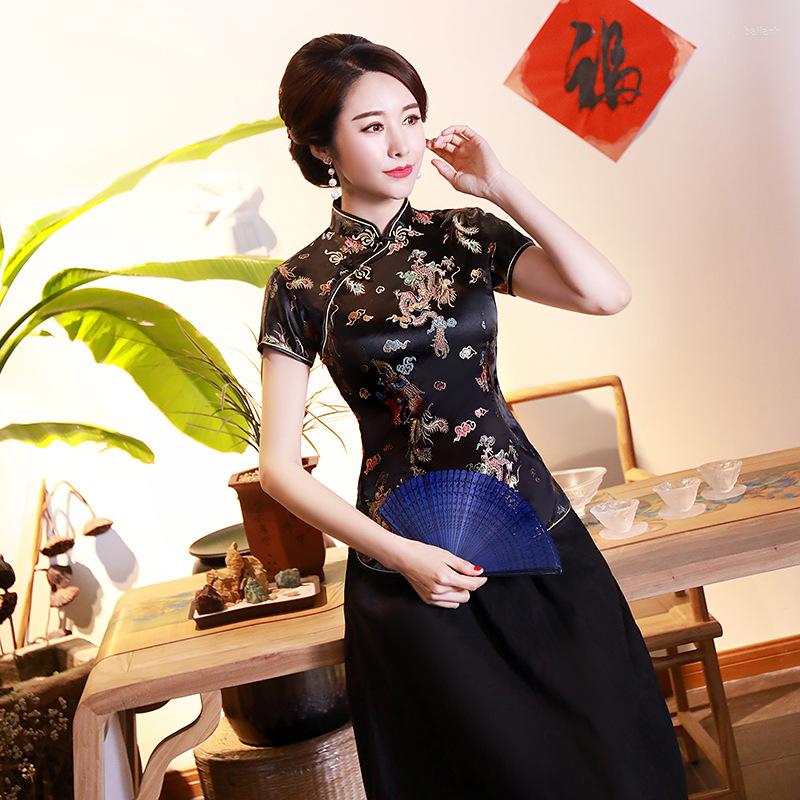 Ethnic Clothing 4xl Tops Vintage Flower Women Chinese Traditional Satin Blouse Summer Sexy Shirt Novelty Dragon Chemise
Ethnic Clothing 4xl Tops Vintage Flower Women Chinese Traditional Satin Blouse Summer Sexy Shirt Novelty Dragon Chemise