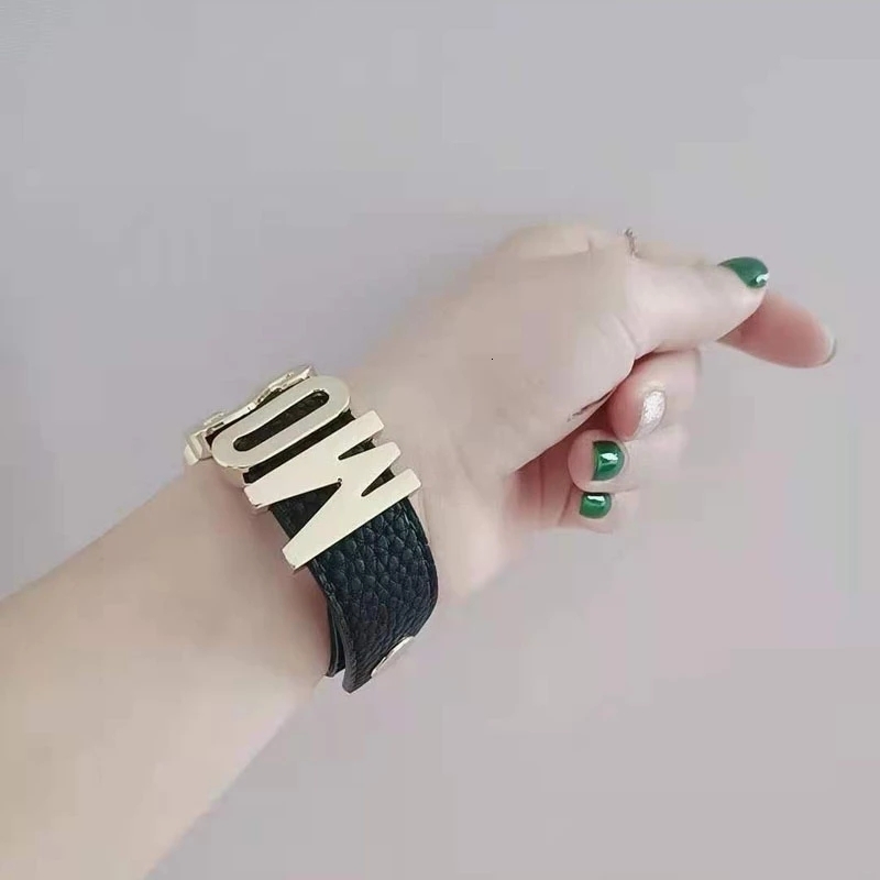 Bangle Fashion PU Simple Alloy Steel Geometry Men and Women Fashion Bracelet Hiphop Exaggerated Metal Decoration 221206
Bangle Fashion PU Simple Alloy Steel Geometry Men and Women Fashion Bracelet Hiphop Exaggerated Metal Decoration 221206