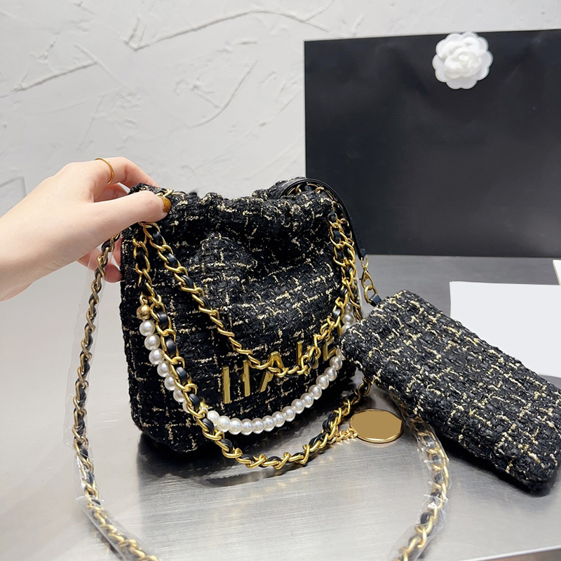 22K Womens Tweed Mini 22 Shopping Bags With Pearl Chain Handle Totes Gold metal Matelasse Crossbody Shoulder Pocket Outdor Sacoche Handbags With Pouch 7 Colors 20CM, Box
22K Womens Tweed Mini 22 Shopping Bags With Pearl Chain Handle Totes Gold metal Matelasse Crossbody Shoulder Pocket Outdor Sacoche Handbags With Pouch 7 Colors 20CM, Box