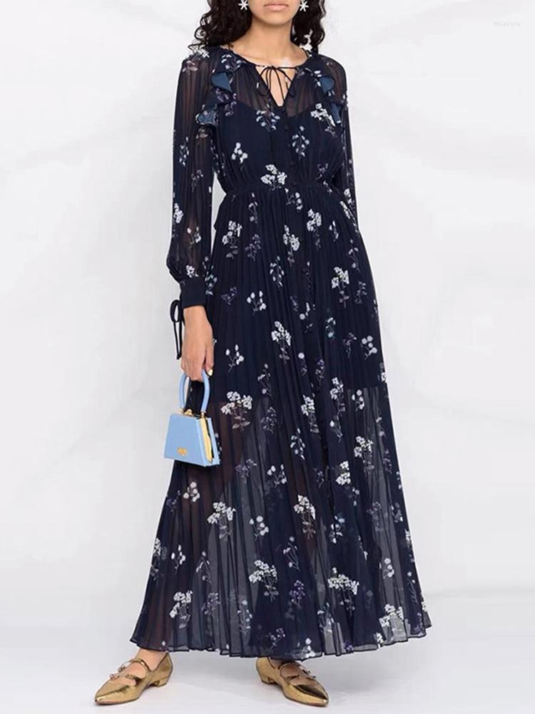 Casual Dresses Vintage Print Lace Up Neck Ruffles Elastic High Waist Long Sleeve Dress Women' Fall Fashion Loose Pleated Skirt, Navy blue
Casual Dresses Vintage Print Lace Up Neck Ruffles Elastic High Waist Long Sleeve Dress Women' Fall Fashion Loose Pleated Skirt, Navy blue