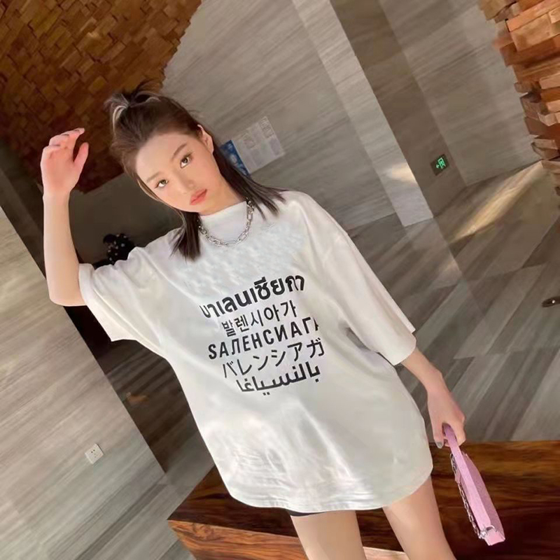 White Woman T Shirt Famous Men Women t shirts Casual Smoke Angel Loose Lovers luxury Short Sleeve vlones tshirt NEW
White Woman T Shirt Famous Men Women t shirts Casual Smoke Angel Loose Lovers luxury Short Sleeve vlones tshirt NEW