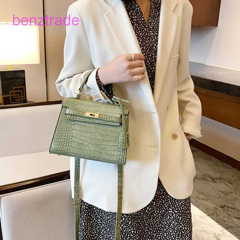 Herme Kely bags for women online shop Simple crocodile pattern women's portable bag 2022 new fashion foreign style Single Shoulder JJPQ, White6 
Herme Kely bags for women online shop Simple crocodile pattern women's portable bag 2022 new fashion foreign style Single Shoulder JJPQ, White6