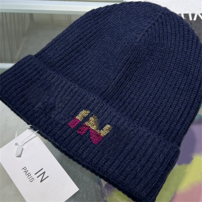 Designer Classic Woollen Hat Casquette For Men Women Knitted Caps Sun Protection Fitted Hats Fashion Street Cap With Letter 4 Color, Blue
Designer Classic Woollen Hat Casquette For Men Women Knitted Caps Sun Protection Fitted Hats Fashion Street Cap With Letter 4 Color, Blue