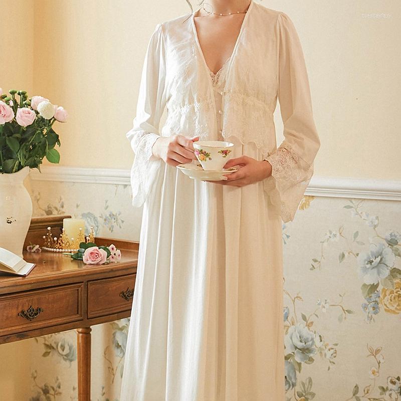 Women's Sleepwear Lace Long Nightdress Ladies Nightgown Vintage Woman Sleeve Dress INS Fairy Lingerie Set With Robe, White
Women's Sleepwear Lace Long Nightdress Ladies Nightgown Vintage Woman Sleeve Dress INS Fairy Lingerie Set With Robe, White
