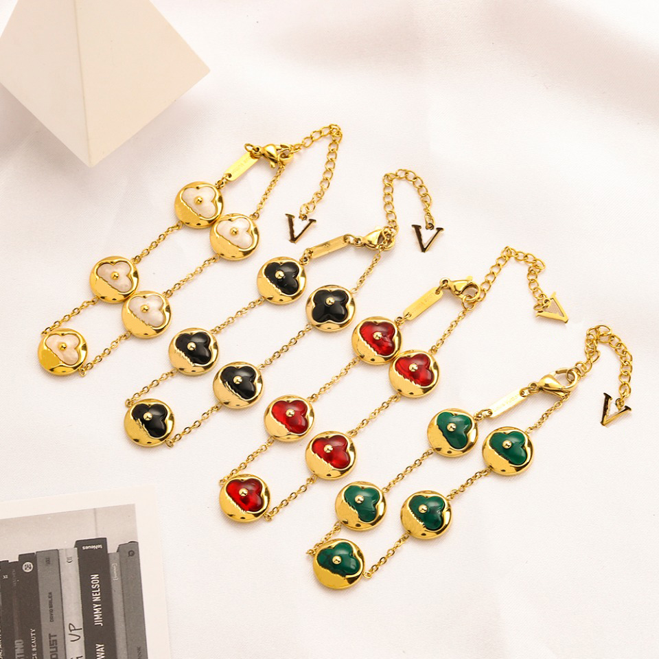 Fashion Multicolor Chain Bracelet Luxury Designer Brand Bracelets Women Love Flower Bracelet Red White Hot Jewelry Accessories Couple Family Wedding With Gift Box
Fashion Multicolor Chain Bracelet Luxury Designer Brand Bracelets Women Love Flower Bracelet Red White Hot Jewelry Accessories Couple Family Wedding With Gift Box