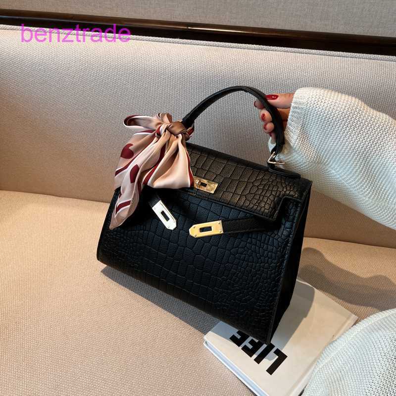 Herme Kely bags for women online shop Wedding Bride 2022 new niche high-class high-capacity wedding Crocodile red KXDF, Black4
Herme Kely bags for women online shop Wedding Bride 2022 new niche high-class high-capacity wedding Crocodile red KXDF, Black4