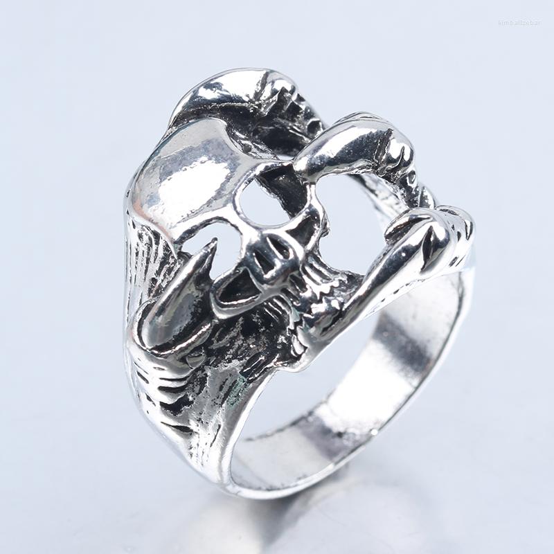 

Wedding Rings Devil's Claw Skull Men's Punk Alloy Plating Retro Silver Party Banquet Gifts