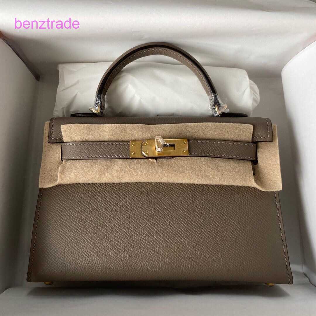 Herme Kely bags for women online shop Mini second generation fashion trend single shoulder diagonal cross portable leather women's palm print small square, Avocado green
Herme Kely bags for women online shop Mini second generation fashion trend single shoulder diagonal cross portable leather women's palm print small square, Avocado green