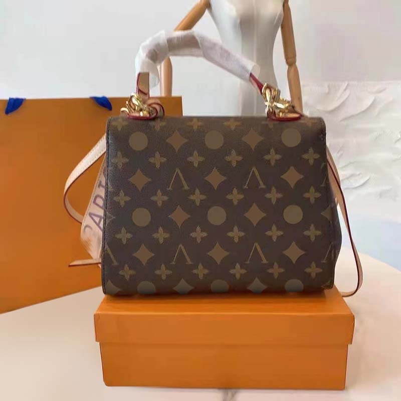 Luxurys designer bags large capacity real leather bag fashion Messenger bag sale Hot type quilted lattice chains flap handle handbags women's Christmas, Brown
Luxurys designer bags large capacity real leather bag fashion Messenger bag sale Hot type quilted lattice chains flap handle handbags women's Christmas, Brown