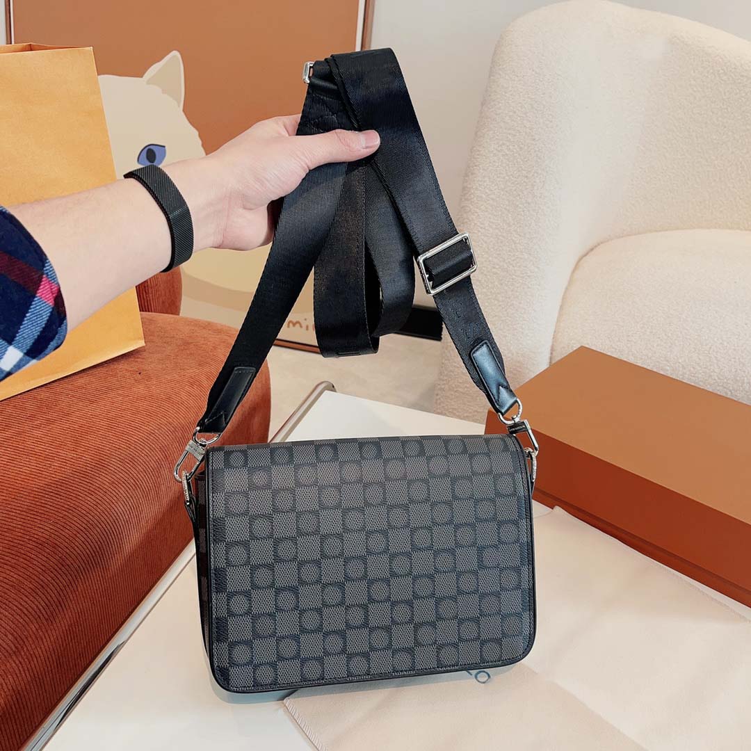 Bags Designer Totes Bag Women Handbag Classic Imitation Luxury Brand Stitching Plaid Business Style Shoulder Bag Fashion Leather Party Wallet, Color1
Bags Designer Totes Bag Women Handbag Classic Imitation Luxury Brand Stitching Plaid Business Style Shoulder Bag Fashion Leather Party Wallet, Color1