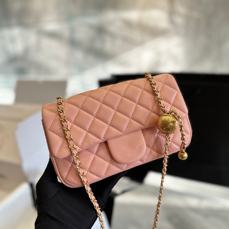 CC Bags Luxury Brand Shoulder Bags Italy Classic Mini Flap Pearl Crush Rectangular Bags 22B Lambskin Antique Gold Metal Matelasse Chain Cros, Box
CC Bags Luxury Brand Shoulder Bags Italy Classic Mini Flap Pearl Crush Rectangular Bags 22B Lambskin Antique Gold Metal Matelasse Chain Cros, Box