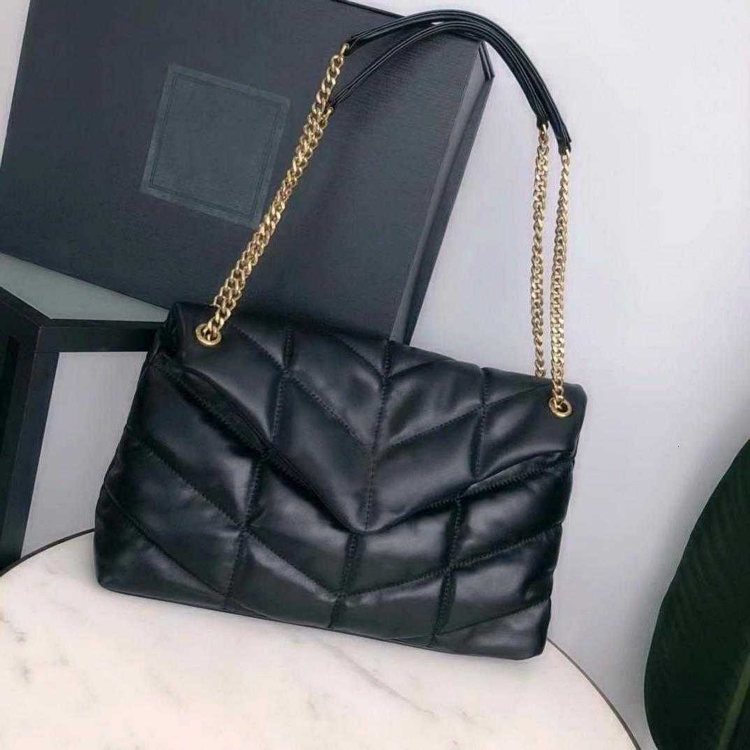 CC Bag Wallets Leather fugu crossbody shoulder for women's fashion ladies designer handbag sheep mini chain wallet Courier envelope wholesal, Box
CC Bag Wallets Leather fugu crossbody shoulder for women's fashion ladies designer handbag sheep mini chain wallet Courier envelope wholesal, Box