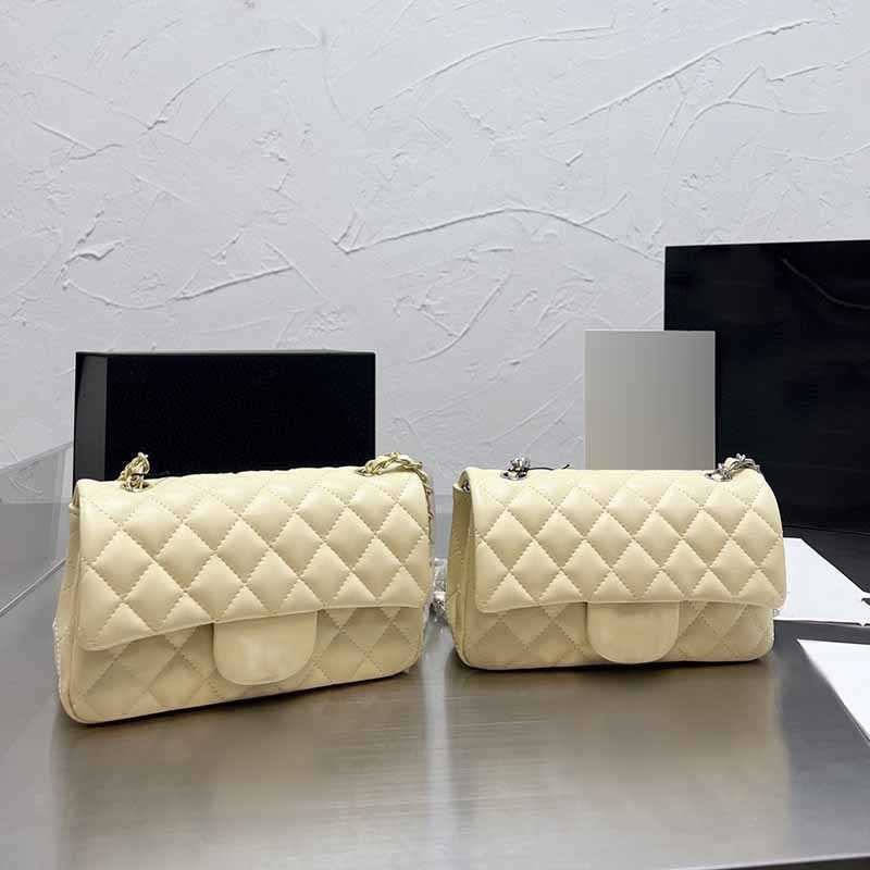 CC Bag Wallets Ladies Flap Mini Crossbody Designer Bags Solid Color Genuine Leather Classic Handbags Gold-Tone/Silver Metal Chains Shoulder, Box
CC Bag Wallets Ladies Flap Mini Crossbody Designer Bags Solid Color Genuine Leather Classic Handbags Gold-Tone/Silver Metal Chains Shoulder, Box