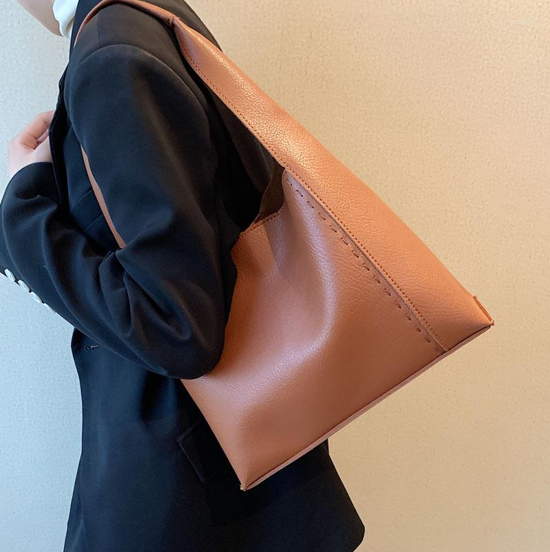 Evening Bags 2022 Autumn And Winter Women's Texture Large-Capacity Shoulder Underarm Tote Bag Luxury Designer Handbags, Black
Evening Bags 2022 Autumn And Winter Women's Texture Large-Capacity Shoulder Underarm Tote Bag Luxury Designer Handbags, Black