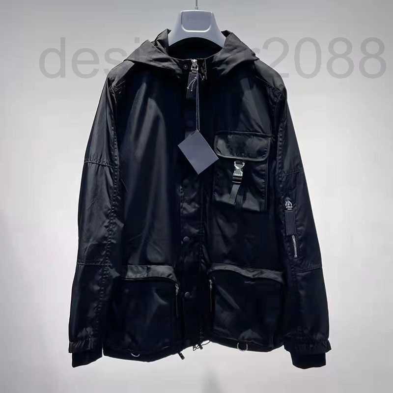 Men' Jackets designer High Quality Mens Outddoor Sports Nylon Waterproof Jacket Luxury Brand Casual Hooded Pockets Buckles Black Rain coat ZN95 BNBF
Men' Jackets designer High Quality Mens Outddoor Sports Nylon Waterproof Jacket Luxury Brand Casual Hooded Pockets Buckles Black Rain coat ZN95 BNBF