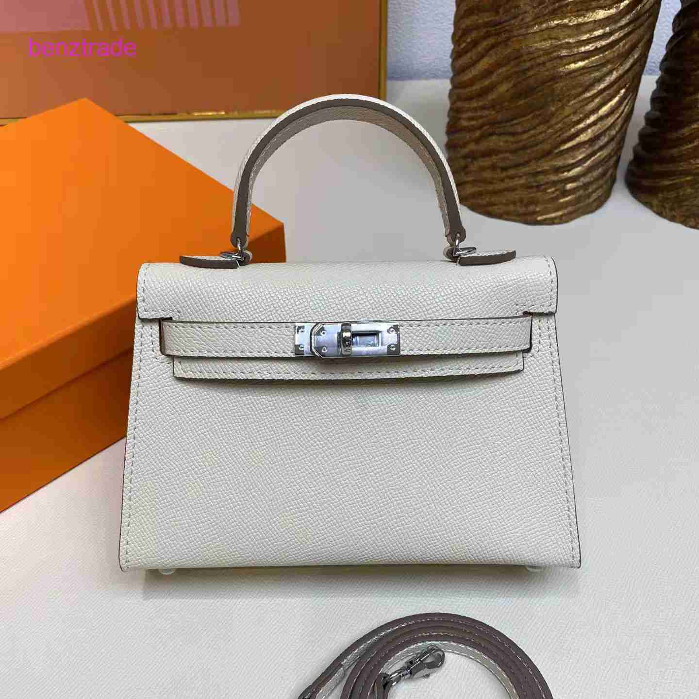 Herme Kely bags for women online shop 2022 spring summer genuine leather mini one shoulder women's bag versatile palm pattern Mess, White gold button
Herme Kely bags for women online shop 2022 spring summer genuine leather mini one shoulder women's bag versatile palm pattern Mess, White gold button