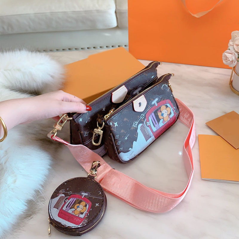Fashion Three piece set Shoulder bag Womens bags Crossbody Purse Messenger Bags Handbags Flowers Designers PU Leather Handbag Brown flower
Fashion Three piece set Shoulder bag Womens bags Crossbody Purse Messenger Bags Handbags Flowers Designers PU Leather Handbag Brown flower