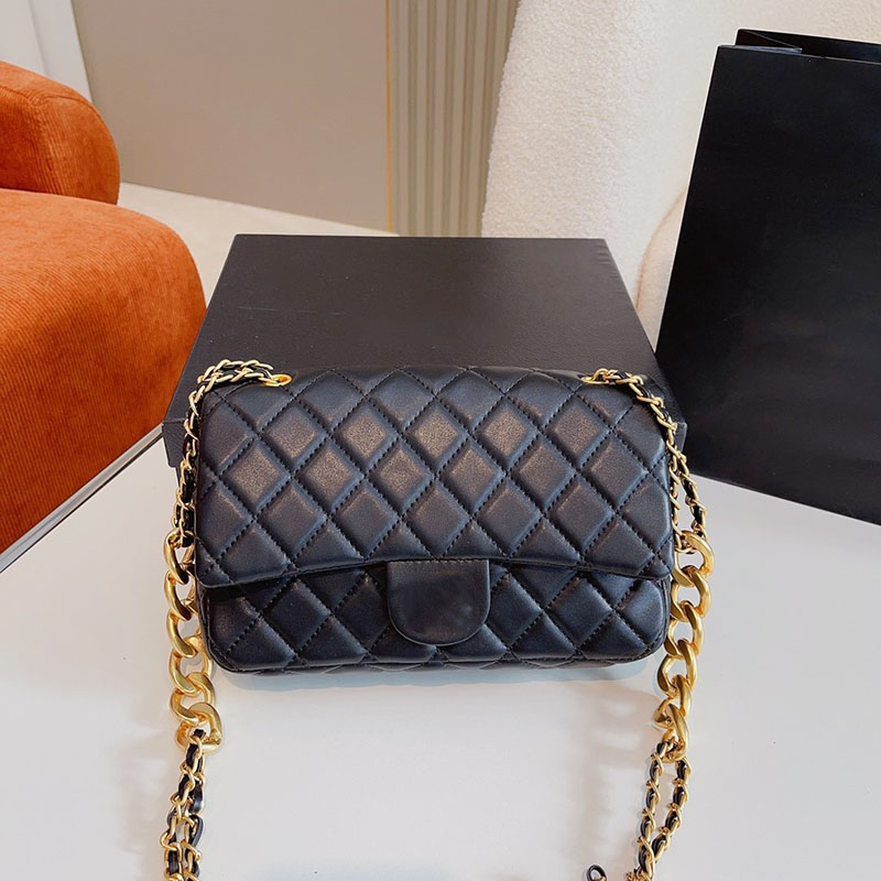 CC Bags Luxury Brand Cross Body Classic Flap Women Chain Crossbody Bag Matelasse Bag Retro messenger shoulder Handbag Coin Purse Clutch Saco, Black
CC Bags Luxury Brand Cross Body Classic Flap Women Chain Crossbody Bag Matelasse Bag Retro messenger shoulder Handbag Coin Purse Clutch Saco, Black