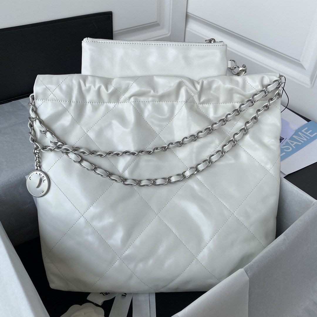 2022 Luxury Designer Shopping Bag Diana Bamboo quality Genuine leather Bag Womens men tote crossbody fashion shoppingbag wallet, White
2022 Luxury Designer Shopping Bag Diana Bamboo quality Genuine leather Bag Womens men tote crossbody fashion shoppingbag wallet, White