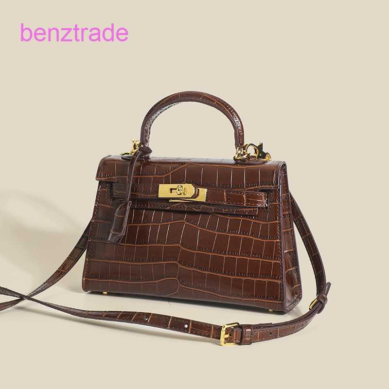 Herme Kely bags for women online shop Second generation Crocodile Pattern Bag Women's New 2022 Fashion One shoulder Crossbody Hand GJ6J, Creamy-white
Herme Kely bags for women online shop Second generation Crocodile Pattern Bag Women's New 2022 Fashion One shoulder Crossbody Hand GJ6J, Creamy-white