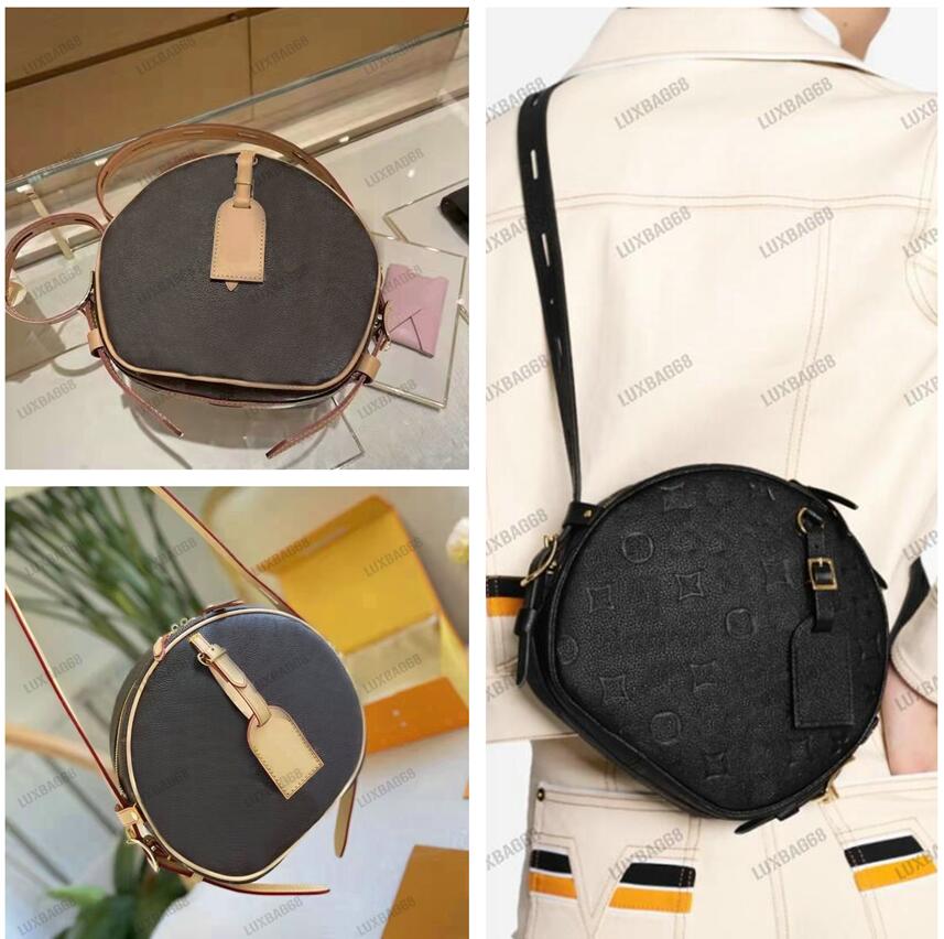 Classic Hat Box Bag Black BOITE CHAPEAU SOUPLE MM Handbag M45649 Round Shape Purse Embossed Grained Leather CrossBody, #01
Classic Hat Box Bag Black BOITE CHAPEAU SOUPLE MM Handbag M45649 Round Shape Purse Embossed Grained Leather CrossBody, #01