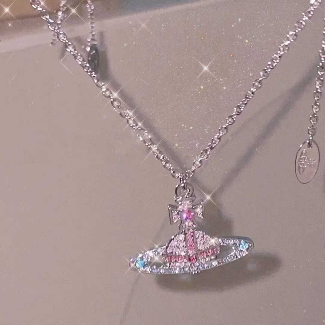 Designer vvai necklace Mother Kika small pink blue Saturn chain necklace
Designer vvai necklace Mother Kika small pink blue Saturn chain necklace