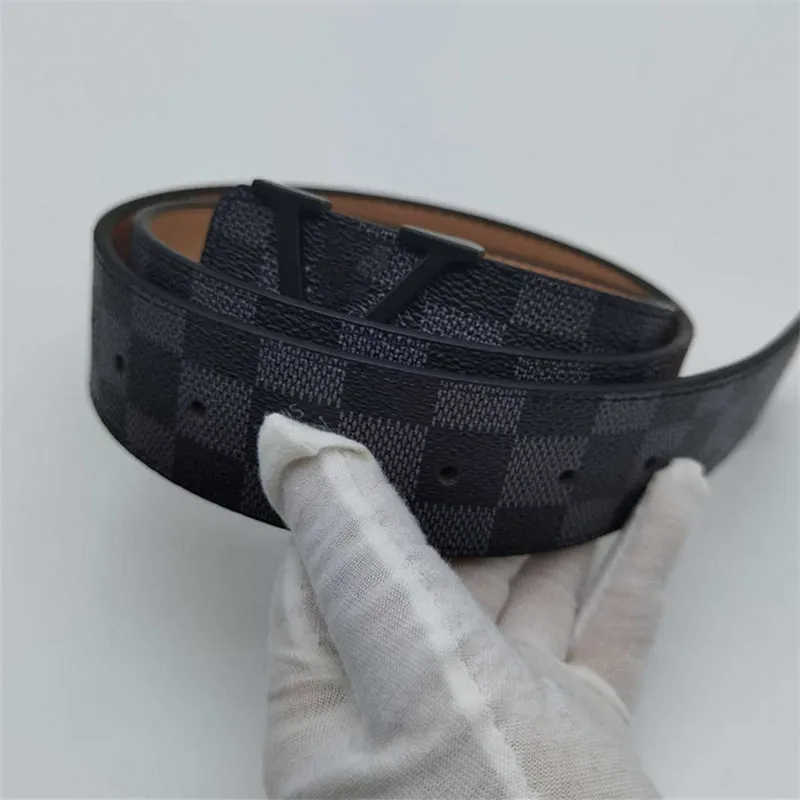 Louis Vuitton LV 2022 New Luxury designer Belt Buckle Fashion Genuine Leather Women Belts For men Letter Double Big gold classical C01, High quality belt have box
Louis Vuitton LV 2022 New Luxury designer Belt Buckle Fashion Genuine Leather Women Belts For men Letter Double Big gold classical C01, High quality belt have box