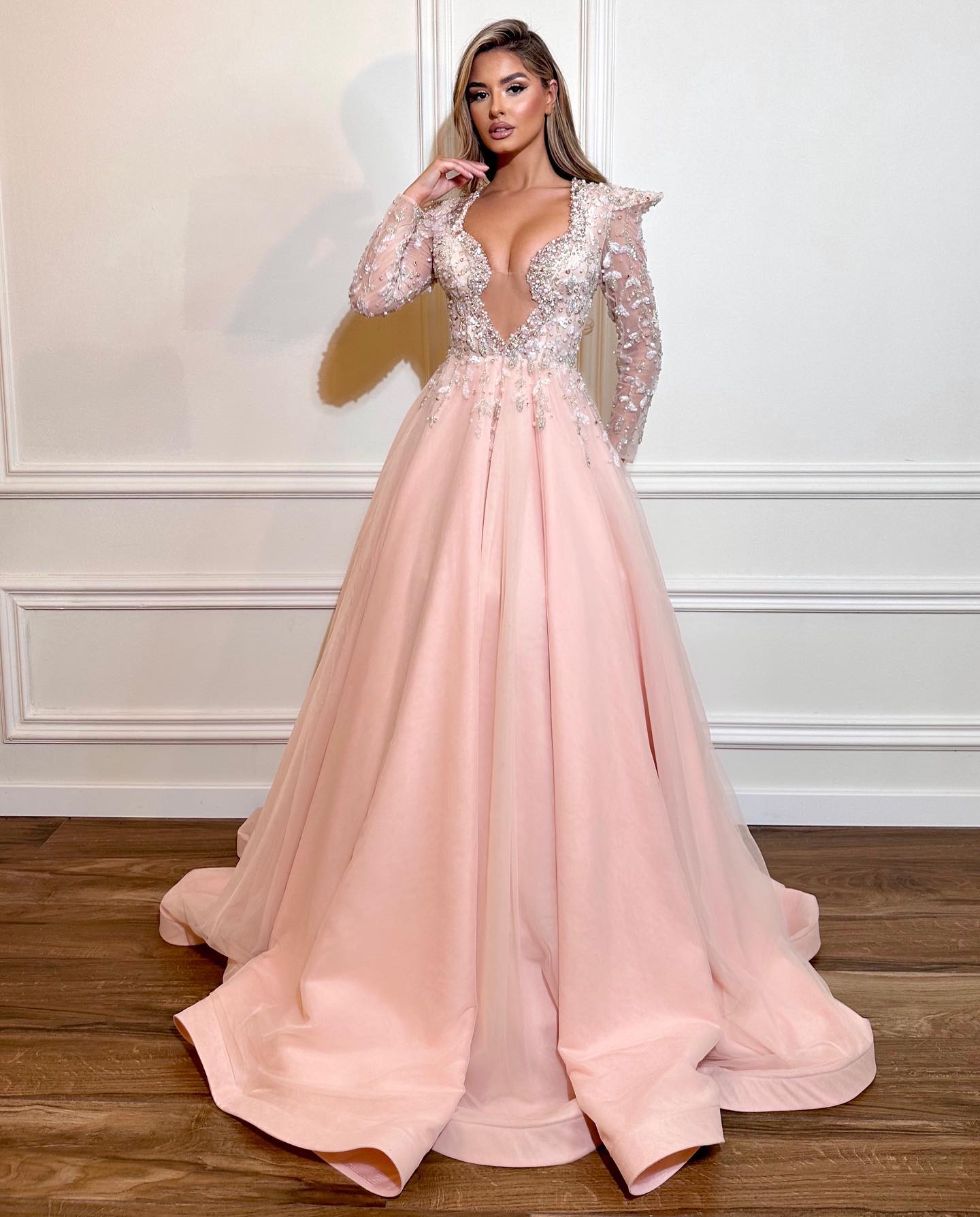Pink Beaded Prom Dresses Long Sleeve Crystal Tulle Party Dress A Line Vintage Evening Gowns Women Pageant Wear vestido de noche, Daffodil
Pink Beaded Prom Dresses Long Sleeve Crystal Tulle Party Dress A Line Vintage Evening Gowns Women Pageant Wear vestido de noche, Daffodil