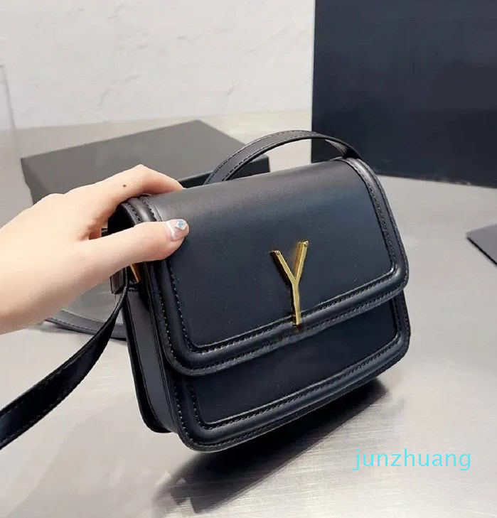 Mini Solfe Box Bags Designer Luxury Crossbody Shoulder Bag Fashion Handbags Flaps Totes Cowhide Leather 2023, Red(pda l0g0)
Mini Solfe Box Bags Designer Luxury Crossbody Shoulder Bag Fashion Handbags Flaps Totes Cowhide Leather 2023, Red(pda l0g0)