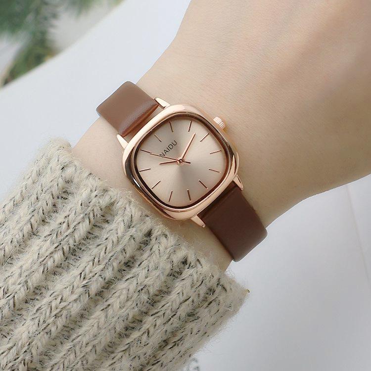 Wristwatches Retro Brown Women Watches Ladies Vintage Leather Bracelet Watch Fashion Brand Female Quartz Clock, Green
Wristwatches Retro Brown Women Watches Ladies Vintage Leather Bracelet Watch Fashion Brand Female Quartz Clock, Green