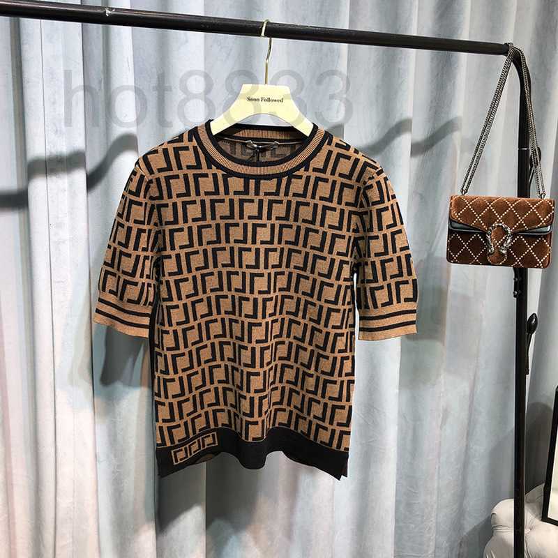 Women' Sweaters designer 2020 summer new alphabet printed T-shirt women' short sleeve Pullover round neck elastic slim ice silk top VOHY, Picture color
Women' Sweaters designer 2020 summer new alphabet printed T-shirt women' short sleeve Pullover round neck elastic slim ice silk top VOHY, Picture color