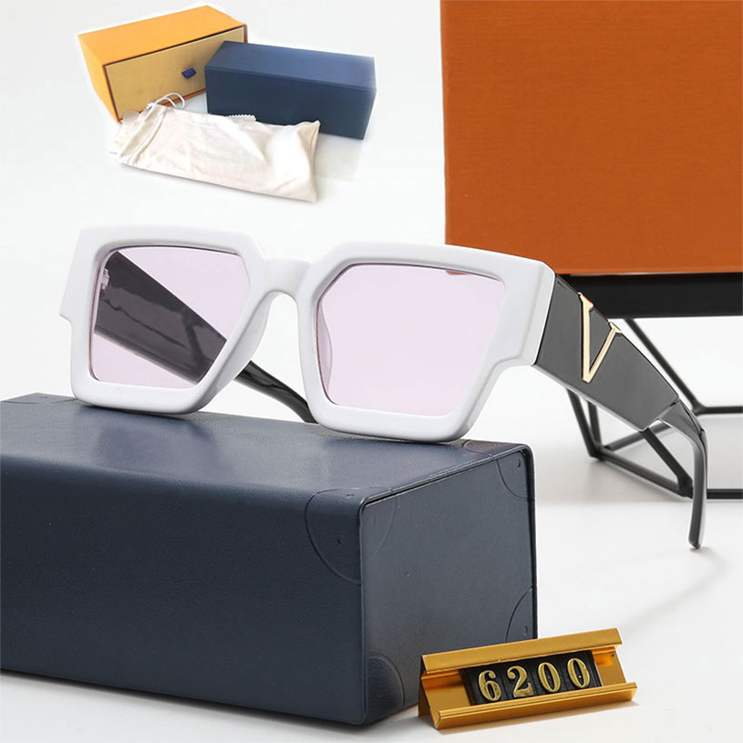 Millionaire Woman Sunglasses imitation Luxury Men Sun glasses 6200 UV Protection men Designer eyeglass Gradient Fashion women spectacles with boxs
Millionaire Woman Sunglasses imitation Luxury Men Sun glasses 6200 UV Protection men Designer eyeglass Gradient Fashion women spectacles with boxs