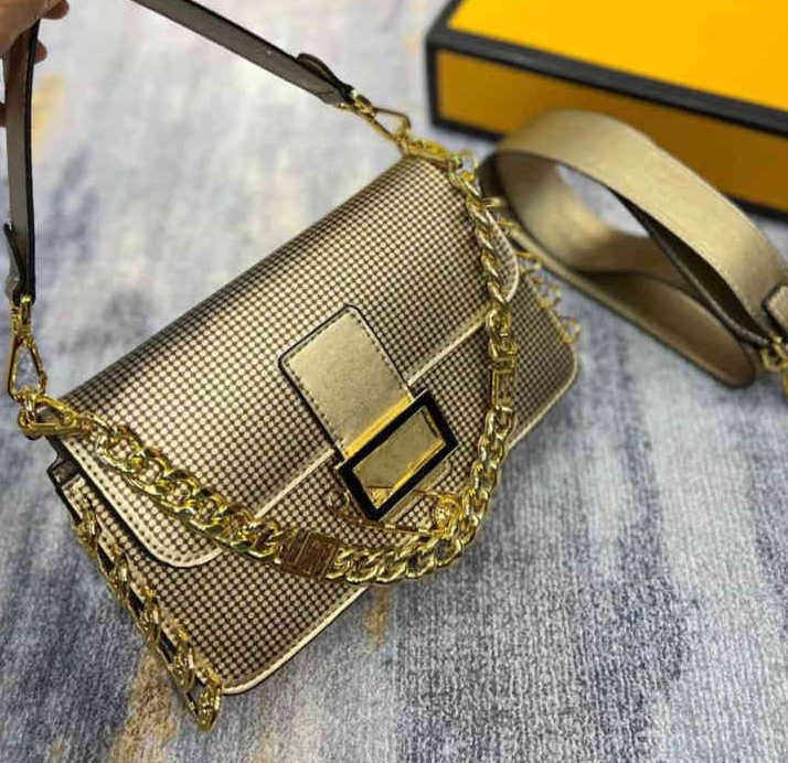 Bags Cross Body bag New brand Medusa foreign style one shoulder diagonal straddle postman staff armpit handbag women's Bag Fashion, Gold4
Bags Cross Body bag New brand Medusa foreign style one shoulder diagonal straddle postman staff armpit handbag women's Bag Fashion, Gold4