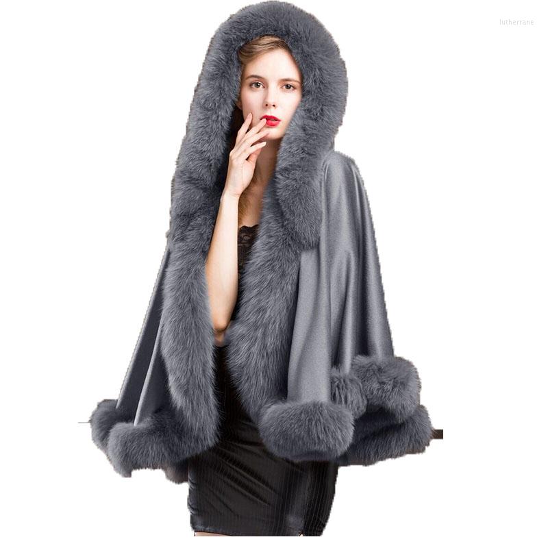Scarves Elegant Women Genuine Real Cashmere Female Fur Poncho With Cap "A" Word Style Cloak /Shawl//Cape Wraps/GRAY
Scarves Elegant Women Genuine Real Cashmere Female Fur Poncho With Cap "A" Word Style Cloak /Shawl//Cape Wraps/GRAY