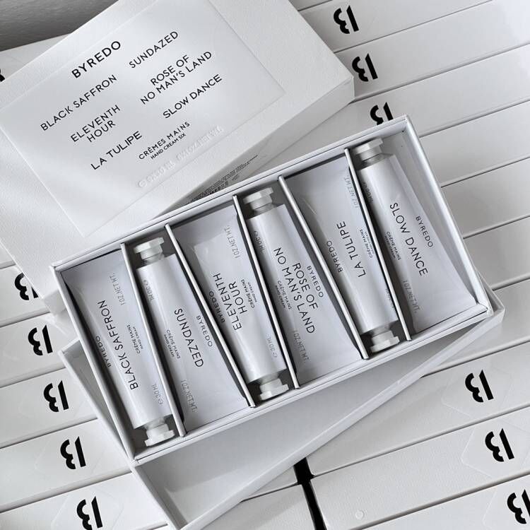 New Byredo Hand Cream lotion 30ml with 6pcs white box Set Rose of No Mans Land Slow Dance good smell fast ship
New Byredo Hand Cream lotion 30ml with 6pcs white box Set Rose of No Mans Land Slow Dance good smell fast ship