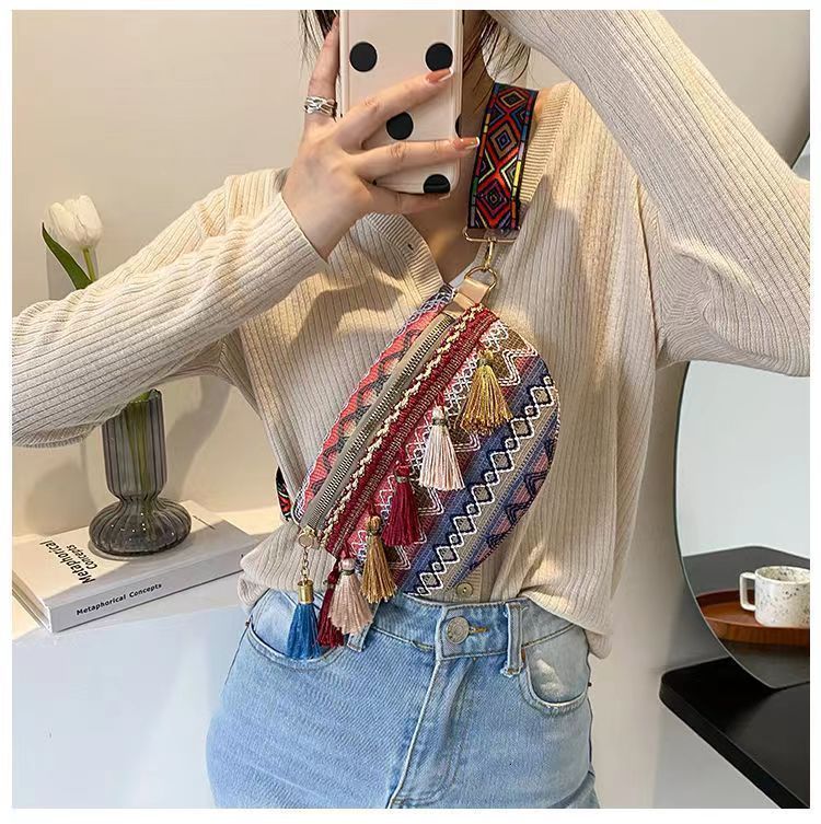 Waist Bags Women Folk Style with Adjustable Strap Variegated Color Fanny Pack Fringe Decor Crossbody Chest 221208