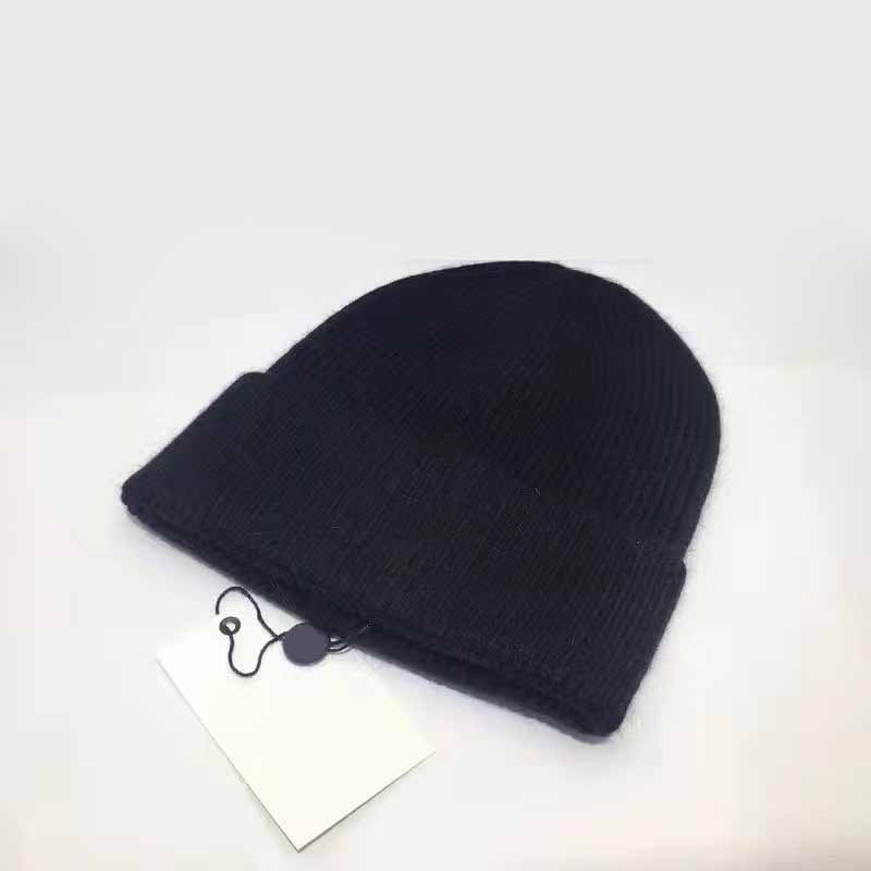 Classic Hat Luxury Knitted Hats Brand Designer Beanie Cap Men's and Women's Fit Hat Unisex 100% Cashmere Letter Leisure Skull Outdoor 2023 Fashion Casquette, Color 3
Classic Hat Luxury Knitted Hats Brand Designer Beanie Cap Men's and Women's Fit Hat Unisex 100% Cashmere Letter Leisure Skull Outdoor 2023 Fashion Casquette, Color 3
