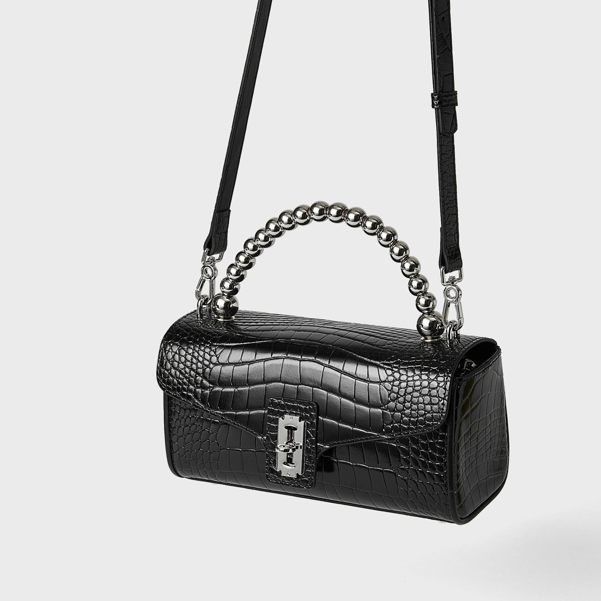 Evening Bags Leather Handbag with One Shoulder and Cross Body for High - Class Dinner, Aspic
Evening Bags Leather Handbag with One Shoulder and Cross Body for High - Class Dinner, Aspic