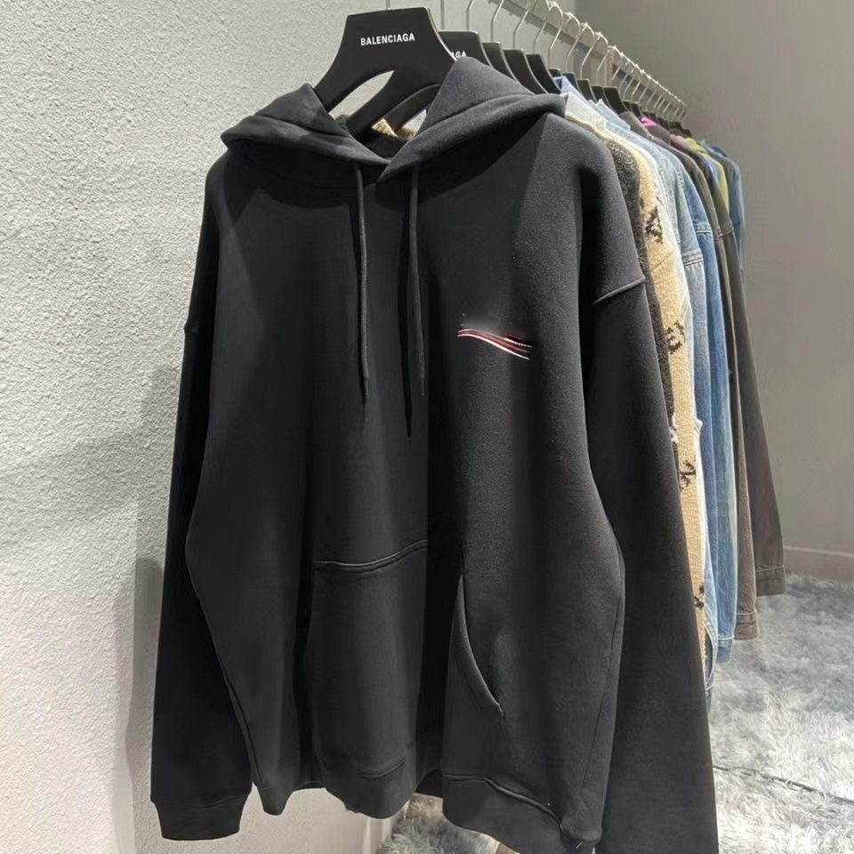 Mens Designer hoodie Men's fleece Hoodies womens sweaters Black print leisure Sweatshirts couple multicolor wholesale clothing Size M-3XL
Mens Designer hoodie Men's fleece Hoodies womens sweaters Black print leisure Sweatshirts couple multicolor wholesale clothing Size M-3XL