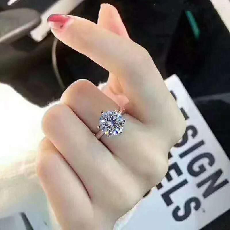Wedding Rings Six Claw Copper Silver Plated 8mm 2 Carat Open CZ Women Ring Bijoux Resizeable Finger Jewelry Wholesale Dropshiping
Wedding Rings Six Claw Copper Silver Plated 8mm 2 Carat Open CZ Women Ring Bijoux Resizeable Finger Jewelry Wholesale Dropshiping