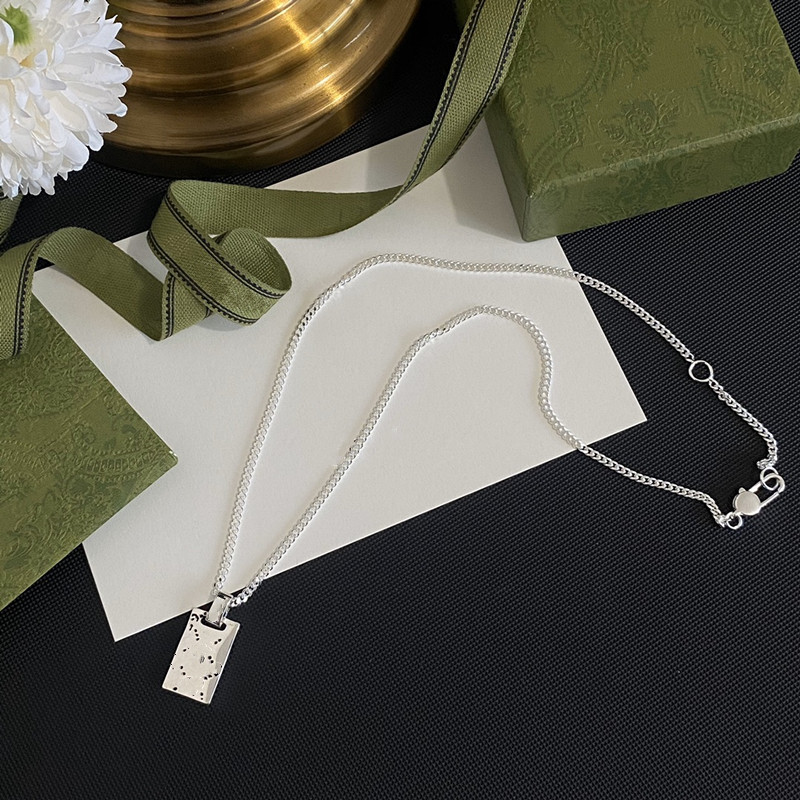 Designer Quality Necklaces G-Brand Choker Pendants Girls Thick Link Chain Necklace for Women New Year Jewelry Accessories
Designer Quality Necklaces G-Brand Choker Pendants Girls Thick Link Chain Necklace for Women New Year Jewelry Accessories