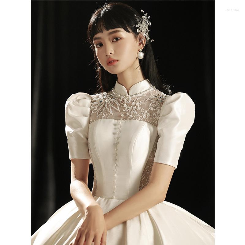 Ethnic Clothing Women Satin Short Sleeve Tailing Wedding Dress 2022 Simple Vintage Bridal Lacing Up A Line Gown
Ethnic Clothing Women Satin Short Sleeve Tailing Wedding Dress 2022 Simple Vintage Bridal Lacing Up A Line Gown