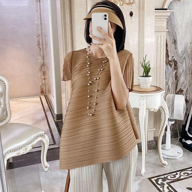 Women's Blouses Pleated Irregular Solid Top Short Sleeves T Shirt 2022 Summer Loose Covered Belly Medium Long Slim T-shirt Blouse Women, Beige
Women's Blouses Pleated Irregular Solid Top Short Sleeves T Shirt 2022 Summer Loose Covered Belly Medium Long Slim T-shirt Blouse Women, Beige