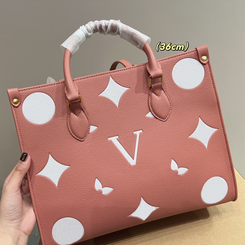 Fashion Handbags Women New Designer Tote Pink Totes Letters Womens Shoulder Bags Leather Classic Purse Shopping Beach Bag D2212084F
Fashion Handbags Women New Designer Tote Pink Totes Letters Womens Shoulder Bags Leather Classic Purse Shopping Beach Bag D2212084F