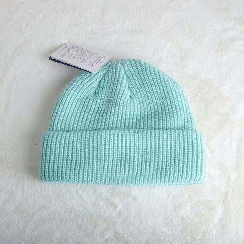Women Designer Hat Winter Fashion Warm Wool Cap For Mens Womens Ball Hats Letter Striped Solid Wools Flanging Knitted Antifreeze Cotton Beanie Caps, Color 1
Women Designer Hat Winter Fashion Warm Wool Cap For Mens Womens Ball Hats Letter Striped Solid Wools Flanging Knitted Antifreeze Cotton Beanie Caps, Color 1