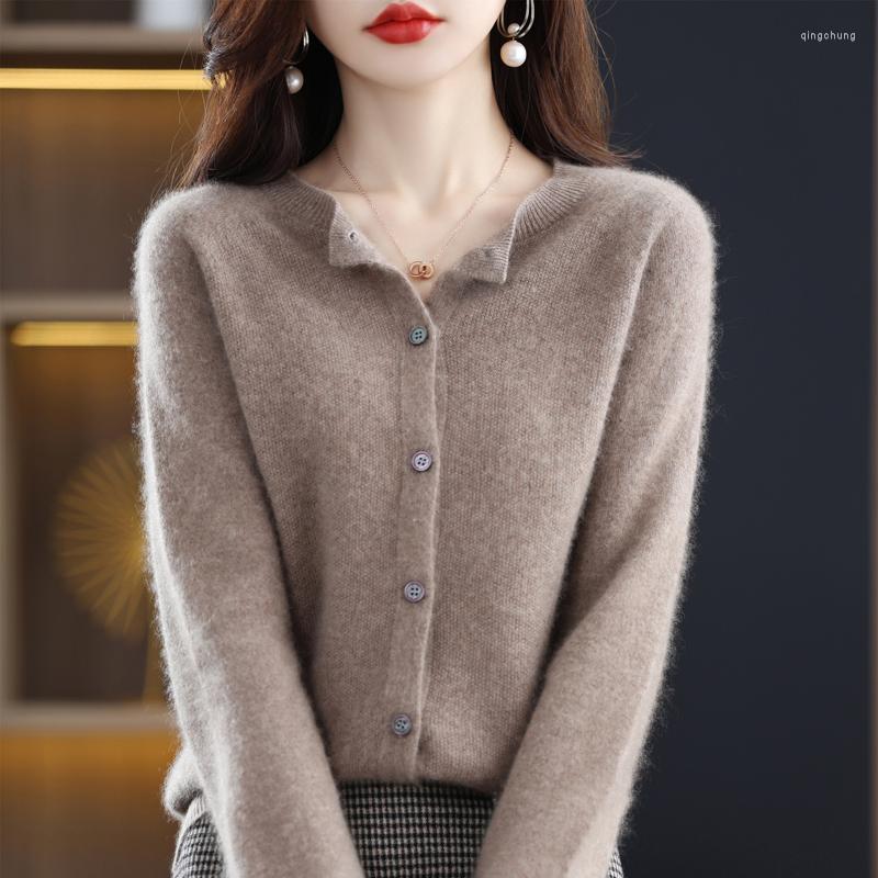 Women' Knits First Line Ready To Wear Pure Wool Knitted Cardigan Autumn And Winter Women' Solid Round Neck Sweater With Long Sleeve, Green
Women' Knits First Line Ready To Wear Pure Wool Knitted Cardigan Autumn And Winter Women' Solid Round Neck Sweater With Long Sleeve, Green