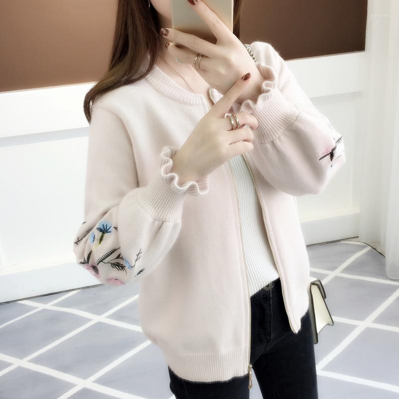 Women' Knits 2022 Autumn Outfit Sleeve Knit Cardigan Embroidered Lotus Leaf Loose Women' Clothing Han Edition Zipper Sweater Coat, 2g
Women' Knits 2022 Autumn Outfit Sleeve Knit Cardigan Embroidered Lotus Leaf Loose Women' Clothing Han Edition Zipper Sweater Coat, 2g