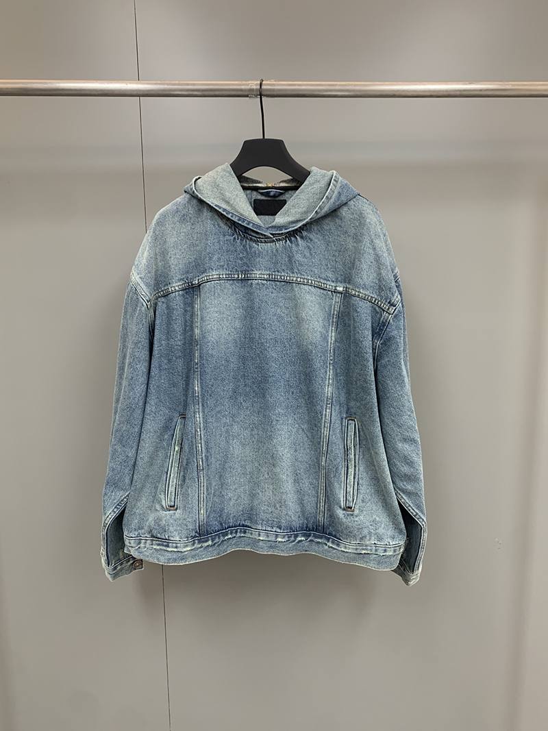 2022 New Men's Washed Denim Jacket Hoodies Light and Luxury Design Casual and Comfortable Hooded Guards, Blue
2022 New Men's Washed Denim Jacket Hoodies Light and Luxury Design Casual and Comfortable Hooded Guards, Blue
