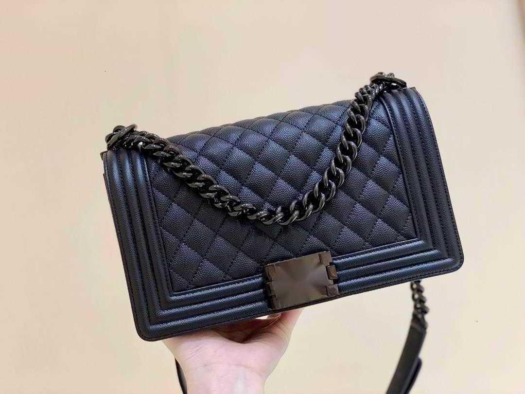 Luxury Brand Design Other Bags Le Boy 25cm A67086 Woman's Letter Plaid Cc Shoulder Chain Bag Lambskin Vintage Messenger Bags 2.55 Flap Bag 4
Luxury Brand Design Other Bags Le Boy 25cm A67086 Woman's Letter Plaid Cc Shoulder Chain Bag Lambskin Vintage Messenger Bags 2.55 Flap Bag 4